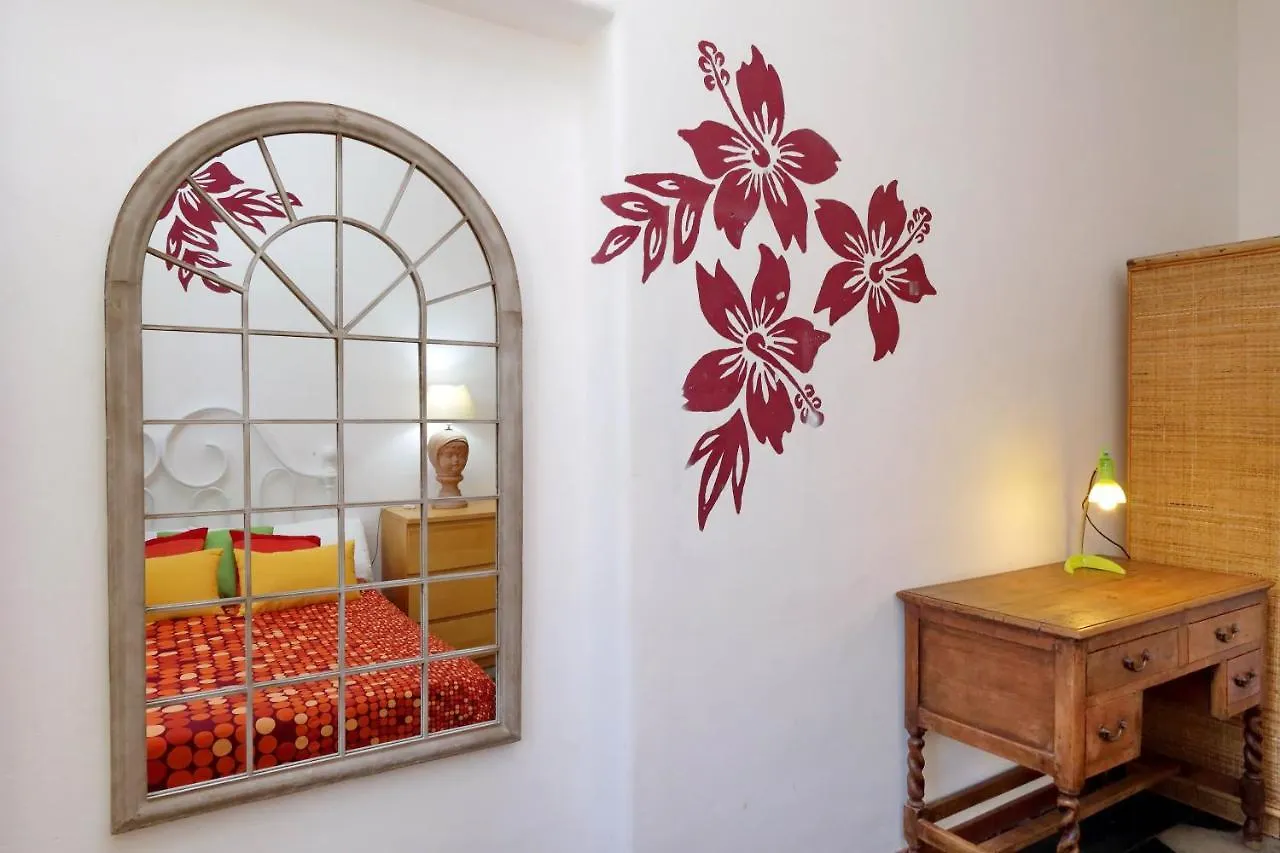 Large Flat 30Min Colosseo Rome